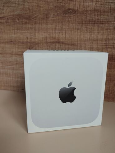Masaüstü kompüterlər və iş stansiyaları: Apple Mac mini, M4 çipi ilə təchiz edilmiş, yığcam ölçüləri ilə iş