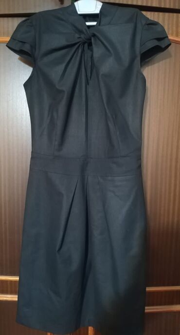 стрейчевые платья: C&A XL (EU 42), цвет - Черный, Коктейльное
