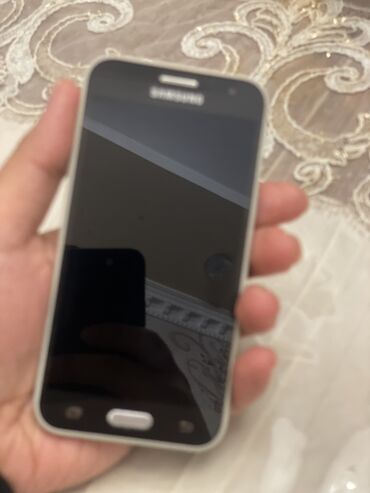 samsung galaxy a2: Samsung Galaxy J2 2016, 8 GB, rəng - Qara