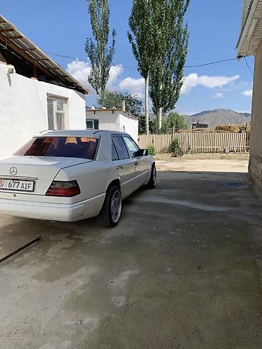 gsx 200: Mercedes-Benz W124: 1994 г., 2.2 л, Автомат, Бензин, Седан — 3