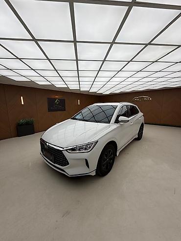 BYD: BYD E2: 2021 г., Автомат, Электромобиль, Хэтчбэк — 1