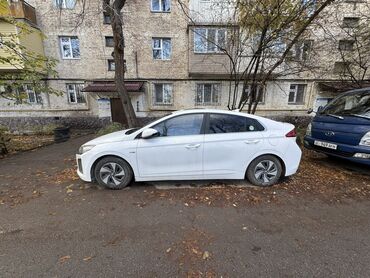 Hyundai: Hyundai Ioniq: 2018 г., 1.6 л, Автомат, Гибрид, Хэтчбэк