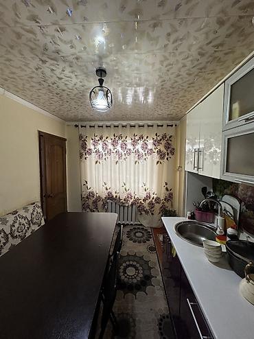 Продажа коттеджей и домов: Продается дом одноэтажный в селе Восст по улице Жаштык, участок 5 — 12