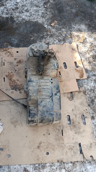 Другие детали ходовой части: Продаю запчасти на, Митсубиси Делика, дизель 2,8 И есть — 6