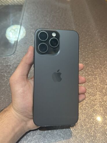 basofka qutusu: IPhone 15 Pro Max, 256 GB, Black Titanium