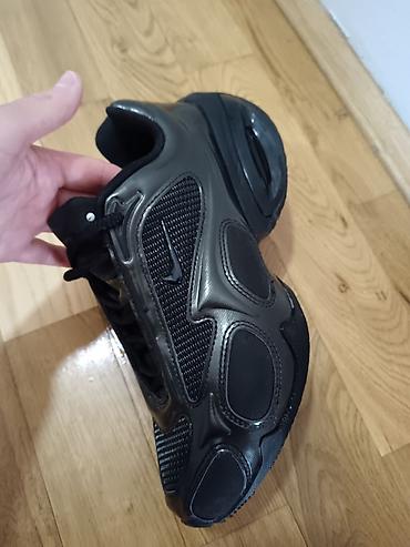 Patike: Nike Air Zoom Kukini SE – crne patike - Model: Nike Air Zoom Kukini — 3