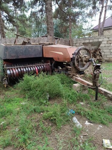 Traktorlar: İdeal vəziyyətdə mator karopqa Alətlərlə bir yerdə satılır hər biri — 4