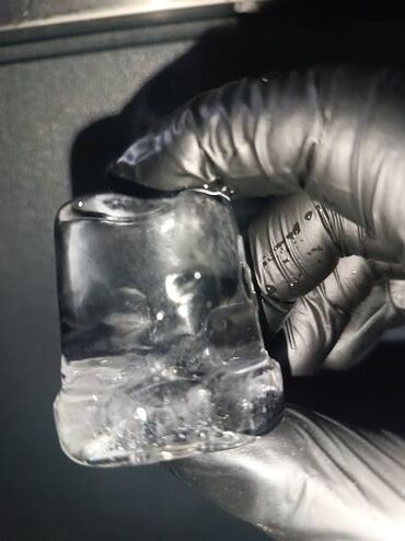бутилированная вода: Лёд крупный в форме " конус" вес 50 грам. для алкогольных и