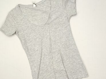 basic t shirty oversized: Women`s T-shirt, Piazza Italia, size S (EU 36)