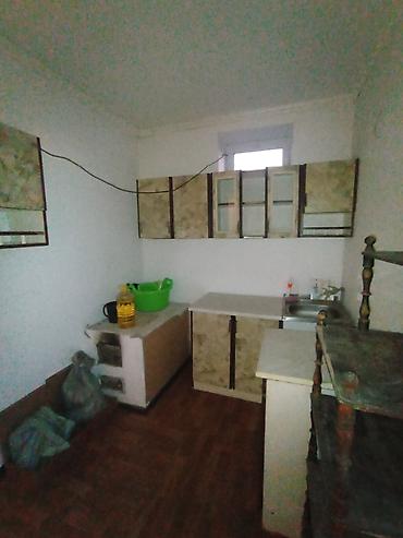 долгосрочные квартиры в бишкеке: 30 м², 3 комнаты, Семейным — 1