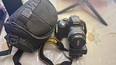 nikon d300s: Nikon 3300 seriasıdır.Az işlenib daşı yoxdur — 3