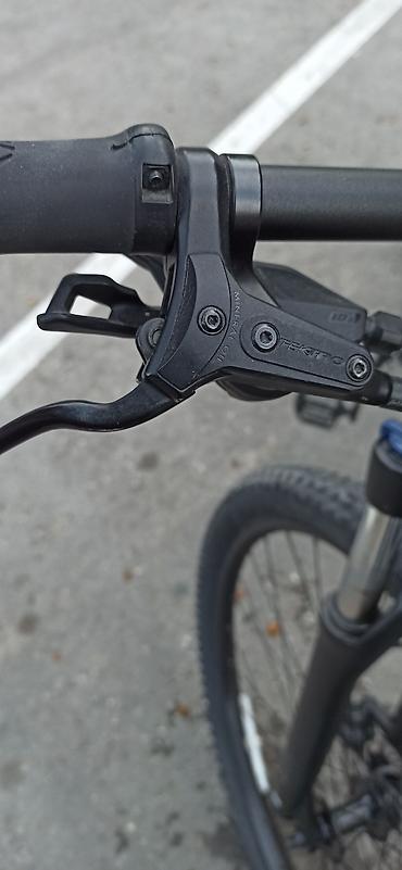 24 velosiped: Trek Marlin 6 seriyalı dağ velosipedi - Gavalı-mavi rəngli alüminium — 4