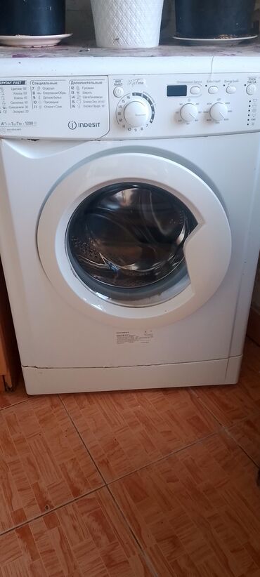 Paltaryuyan maşınlar: Paltaryuyan maşın Indesit, 7 kq, İşlənmiş, Avtomat, Kredit yoxdur