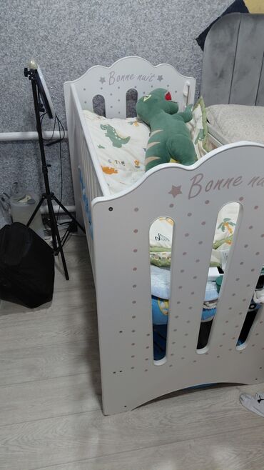детская кроватка с мягкими бортиками: Детская кроватка «Bonne nuit» - Тип: классическая кроватка с глухими