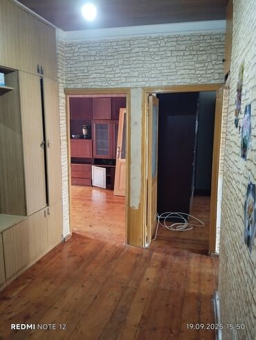 Yeni tikili: Kirayə verilən bu mənzil yaşayış üçün uyğun geniş otaqlar təklif edir — 16