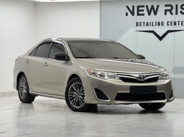 масло в коробку: Toyota Camry: 2013 г., 2.5 л, Автомат, Бензин, Седан