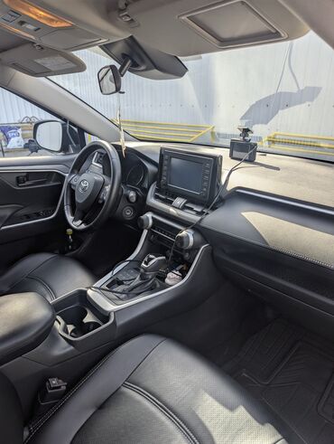 Toyota: Toyota RAV4: 2019 г., 2.5 л, Автомат, Бензин, Внедорожник — 13