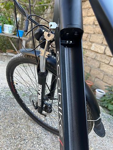 Elektrik velosipedlər: İşlənmiş Elektrik velosipedi 28", sürətlərin sayı: 10, 750 < Vt, Ünvandan götürmə — 19