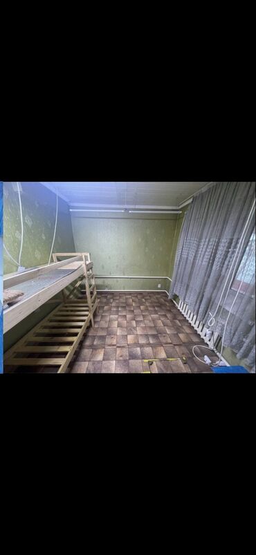 агенство кыргыз недвижимость: 70 м², 3 комнаты, Забор, огорожен