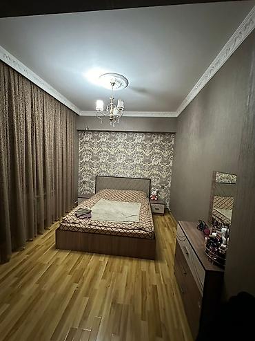binede: 🏢 16 mərtəbəli yeni tikili binanın 11-cü mərtəbəsi 🛏️ 2 otaq 📐 60 kv.m — 9