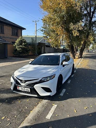 corolla 2022: Toyota Camry: 2020 г., 2.5 л, Автомат, Бензин, Седан — 2