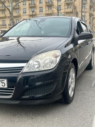 kiridit maşın: Opel Astra: 1.4 l | 2008 il | 210000 km Hetçbek