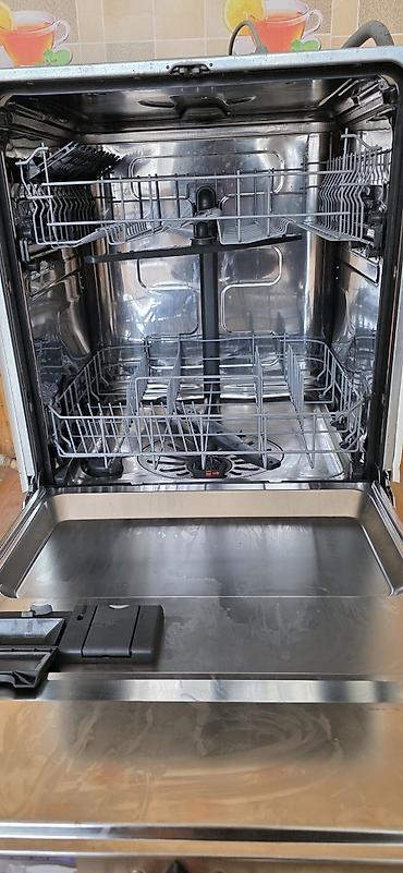 su krant: Qabyuyan maşın Electrolux, Tam qabaritli (60 sm.), Quraşdırılan, İşlənmiş — 3