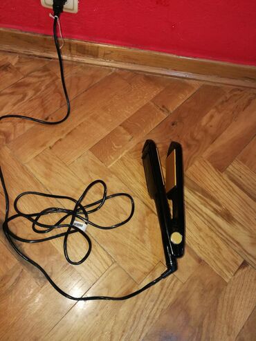 Pegle na paru: Pegla profi Francuskog proizvođača 200w. JILBERE Paris. Širokih ploča — 2