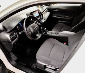 Toyota: Toyota C-HR: 2 l | 2018 il Hetçbek — 18