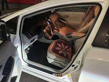 Toyota: Toyota Prius: 2015 г., 1.8 л, Автомат, Гибрид, Хэтчбэк — 7