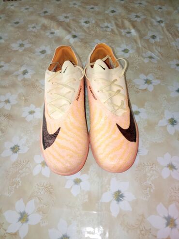 електро самокаты: Футбольные бутсы/кроссовки для зала Nike Phantom – версия для