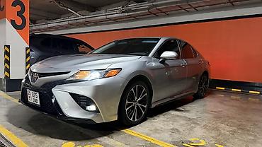 тойота хаис: Toyota Camry: 2018 г., 2.5 л, Автомат, Бензин, Седан — 2