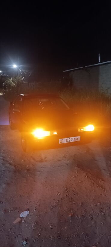 Mazda: Mazda 626: 1991 г., 2 л, Механика, Бензин, Купе — 8