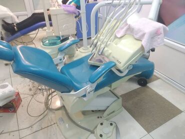 Медицинское оборудование: Продаю стоматологическое оборудование с компрессоров. Состояние