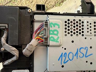 Магнитолы: Монитор Honda Odyssey RB3 3 года Привозной с Японии (оригинал) at lalafo.kg — 7 Магнитолы: Монитор Honda Odyssey RB3 3 года Привозной с Японии (оригинал) — 7