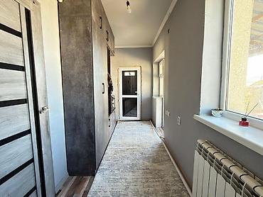 Продажа коттеджей и домов: 🏡 **Бишкек, ж/м Арча-Бешик** 🏠 Дом, 4 комнаты 📐 Площадь: 100 м² 🌳 — 8