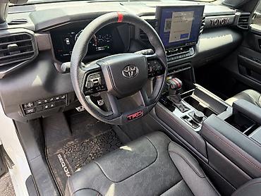 на секвойя: Toyota Sequoia: 2024 г., 3.4 л, Автомат, Гибрид, Внедорожник — 4