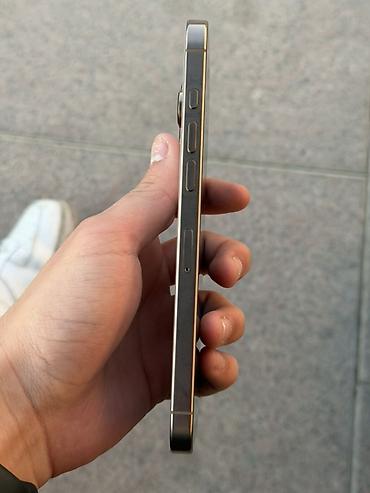 apple ultra 3: Смартфон Apple iPhone с экраном Super Retina XDR (около 6.1–6.7") и — 2