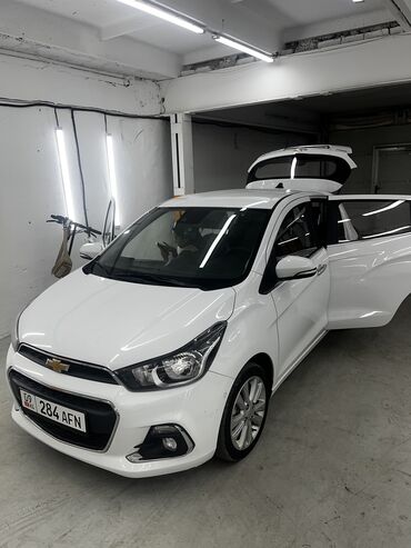 с4 2 0: Chevrolet Spark: 2018 г., 0.1 л, Автомат, Бензин