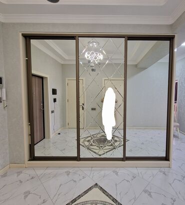 Yataq otağı dəstləri: 2 təknəfərlik çarpayı, Dolab, İşlənmiş