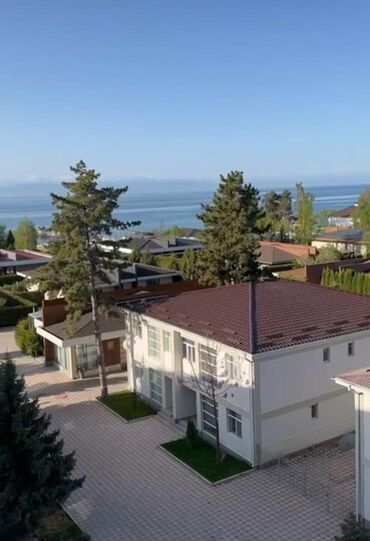 Продажа домов: Таунхаус, 210 м², 5 комнат, Агентство недвижимости, Косметический ремонт at lalafo.kg — 5 Продажа домов: Таунхаус, 210 м², 5 комнат, Агентство недвижимости, Косметический ремонт — 5