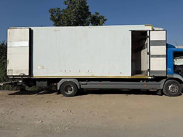 food track: Грузовик, Mercedes-Benz, Б/у — 5