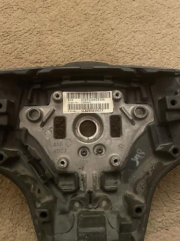 bmw e60 rul: E60 m rul original (parça parçada sataram)

Məhsul: Avtomobil sükanı — 5