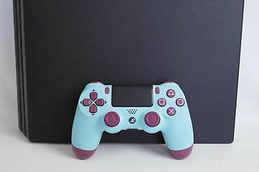 second hand shop electronics: U ponudi je Sony PlayStation 4 PRO sa naslova. Stanje: konzola — 10