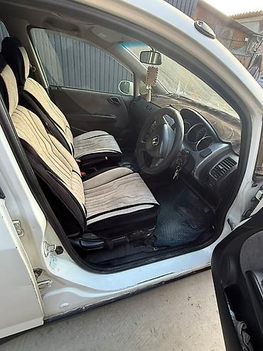 Honda: Honda Fit: 2001 г., 1.5 л, Вариатор, Бензин — 8