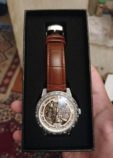 вездеходы на радиоуправлении: Наручные часы, цвет - Серебристый