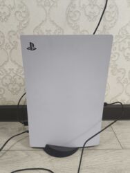 скупка нерабочих компьютеров: Продаю PlayStation 5 (дисковая версия, японское производство)