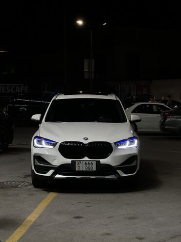 приборная панель бмв: BMW X1: 2017 г., 2 л, Автомат, Бензин, Кроссовер