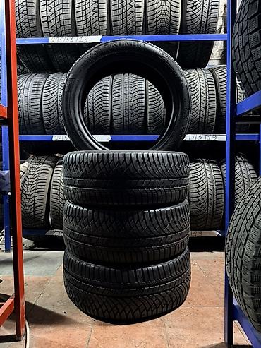 Kumho WinterCraft WP72 — комплект зимних шин 245/45 R18 100V XL -