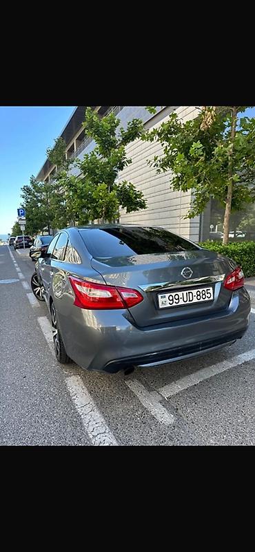 prius baqaj: Nissan Altima sedan - Korpus rəngi: boz/metallik - Kuzov: 4 qapılı — 2